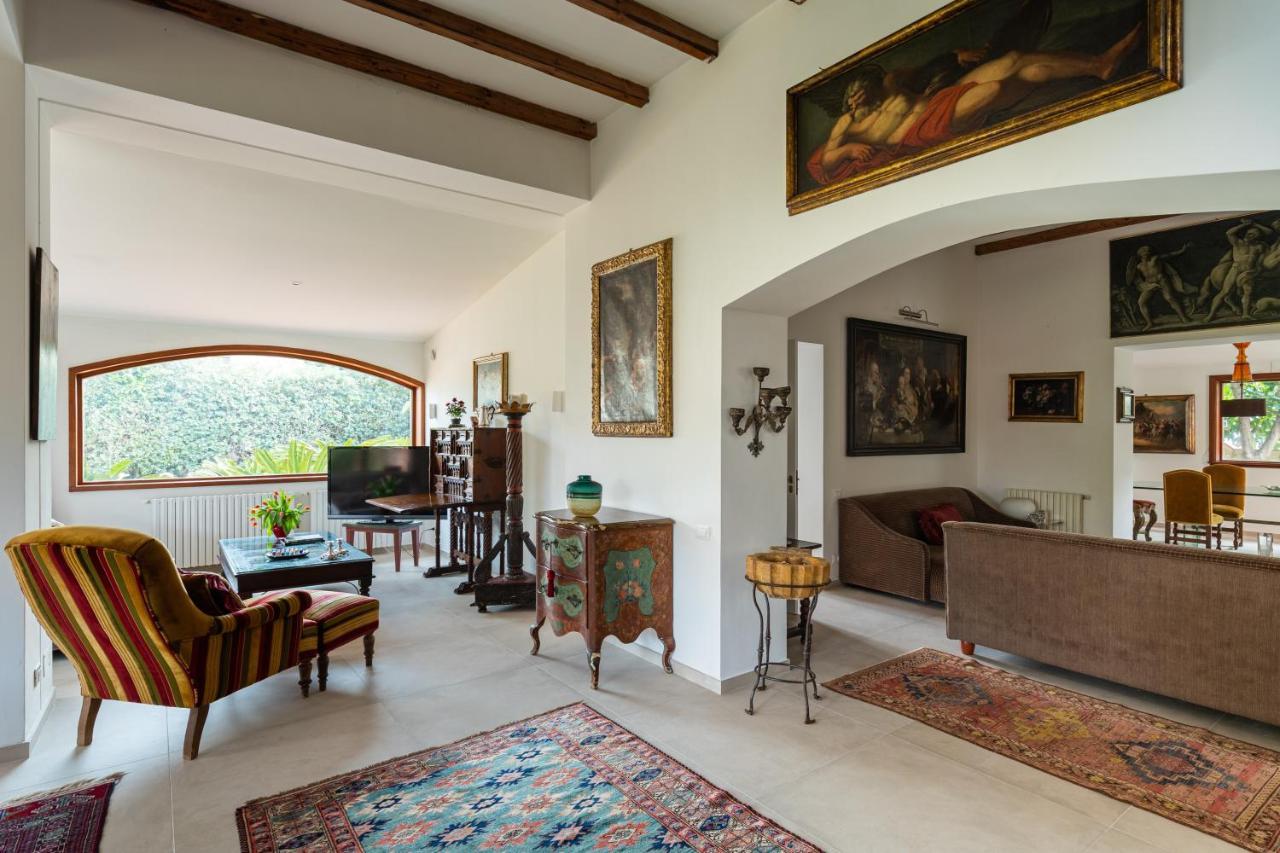 Domus Orestea Luxury Suites Palermo Bagian luar foto