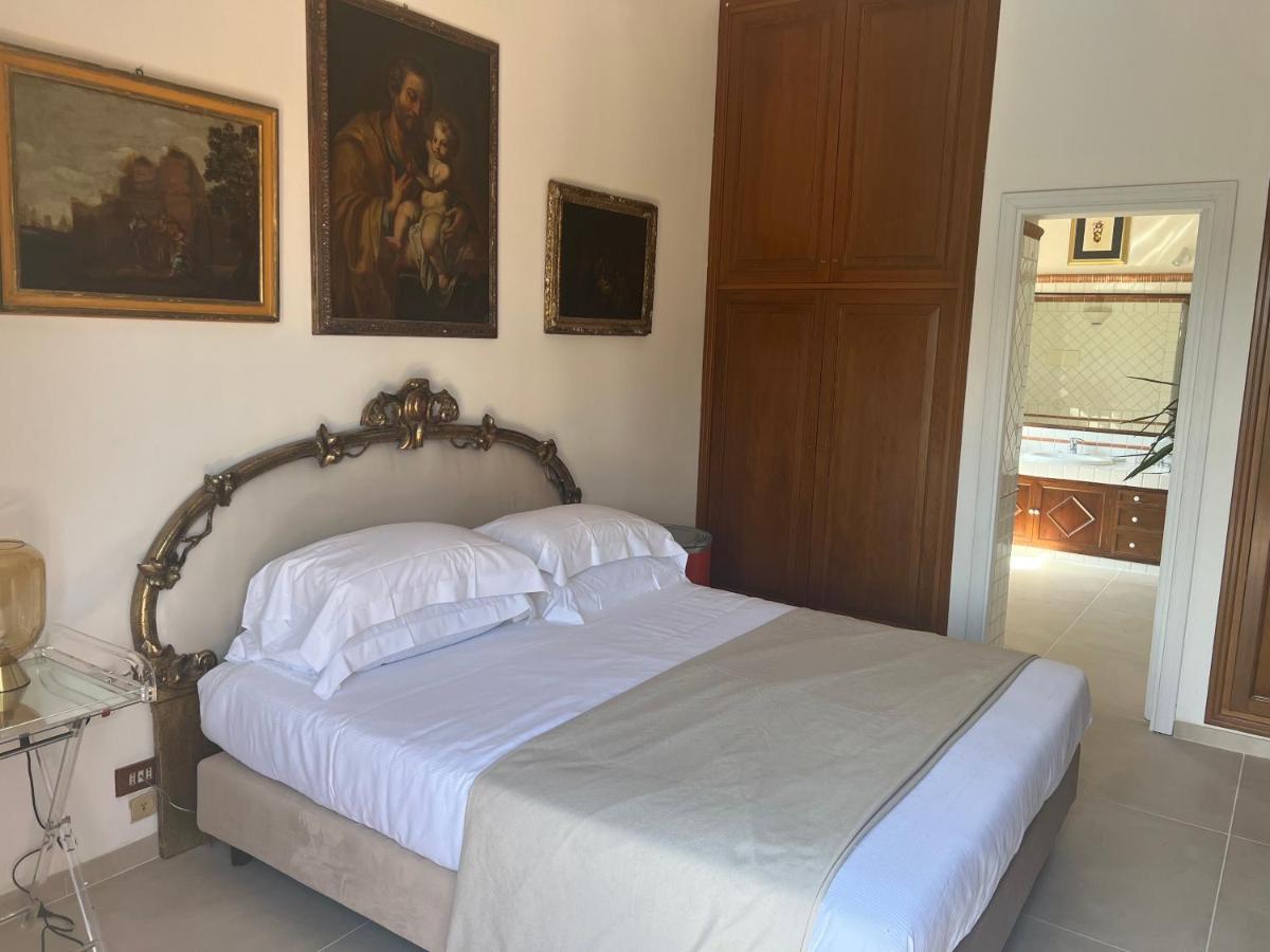 Domus Orestea Luxury Suites Palermo Bagian luar foto