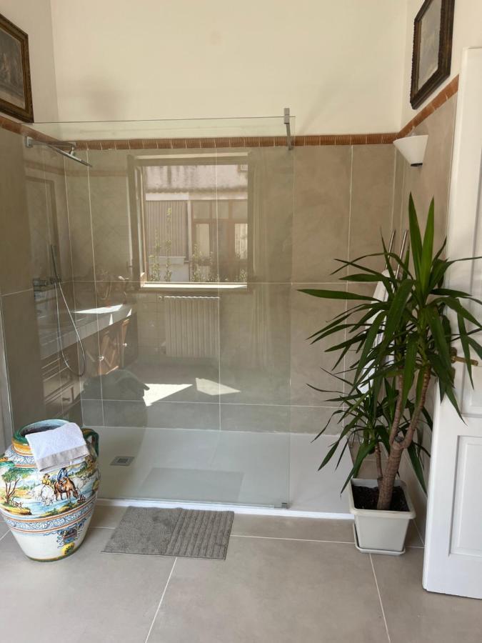 Domus Orestea Luxury Suites Palermo Bagian luar foto