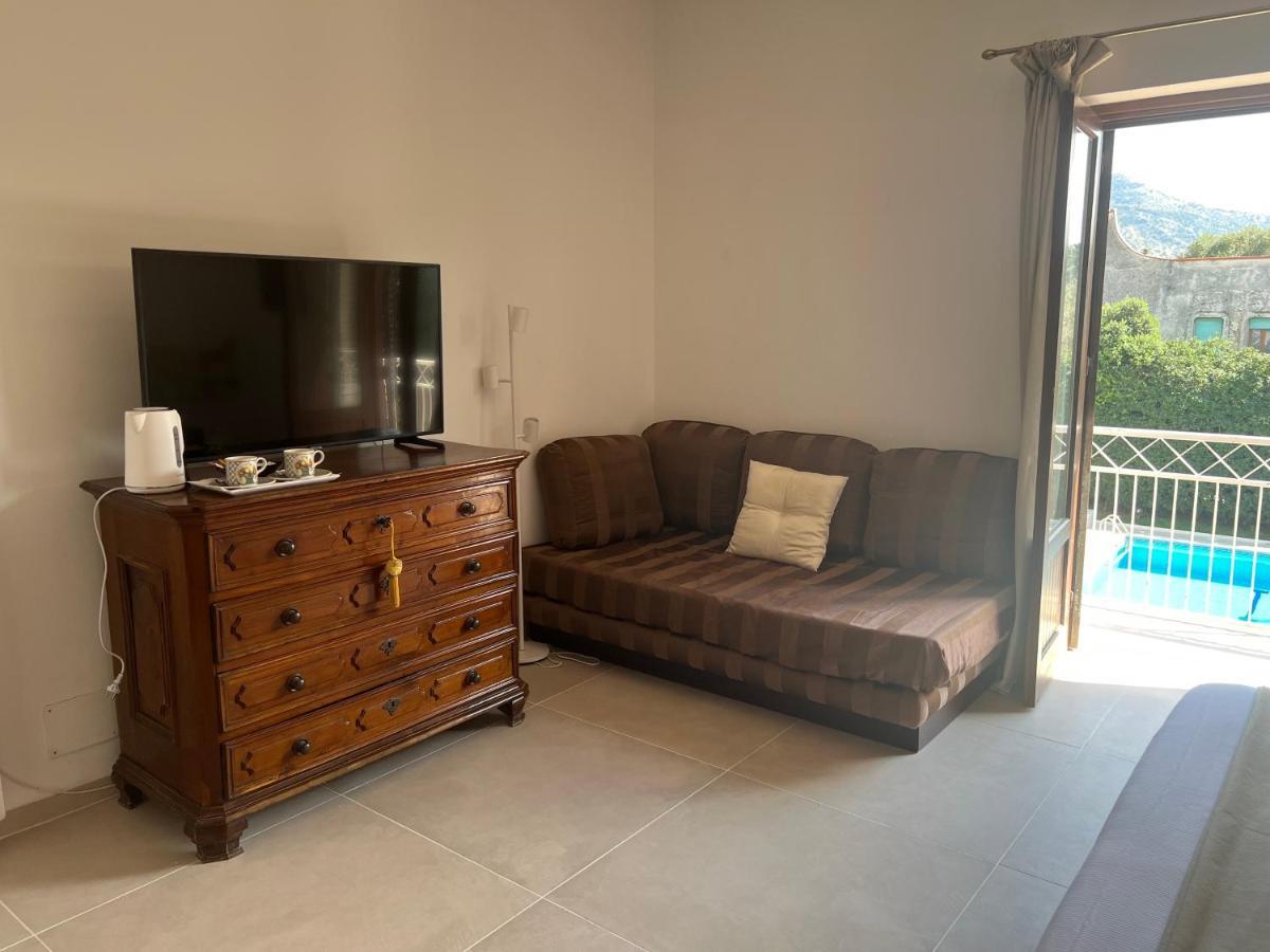 Domus Orestea Luxury Suites Palermo Bagian luar foto