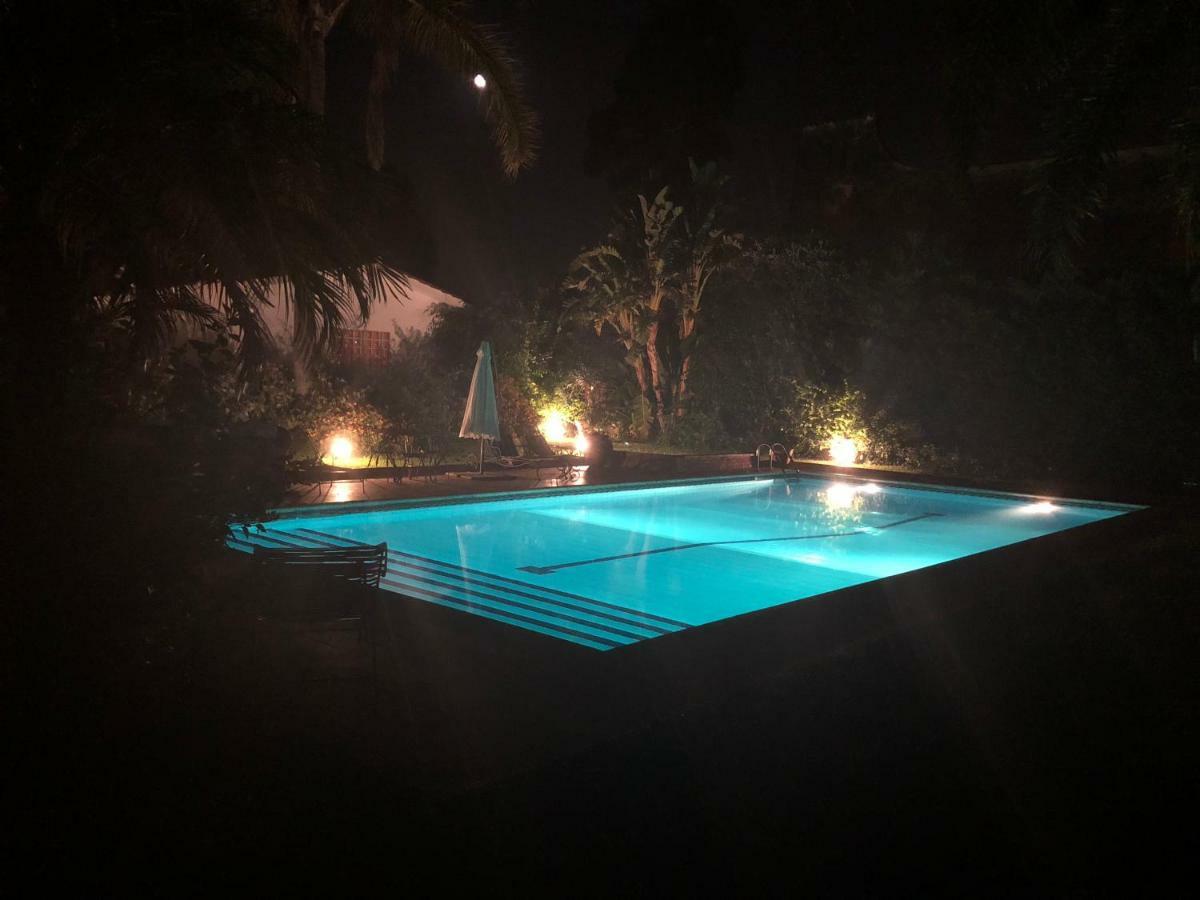 Domus Orestea Luxury Suites Palermo Bagian luar foto